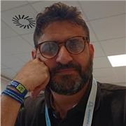 Licenciado en Humanidades y Ciencias Sociales con más de cinco años de experiencia impartiendo clases a niños de entre 10-16 años.
